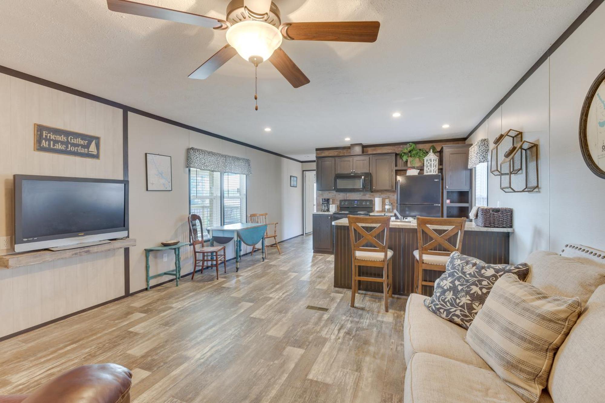Lakefront Wetumpka Escape With Furnished Deck! Ngoại thất bức ảnh